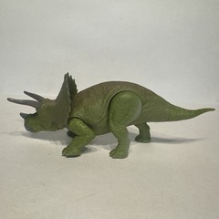 Jurassic World Dino Rivals Triceratops Dual Attack Dinosaur Fallen Kingdom Green