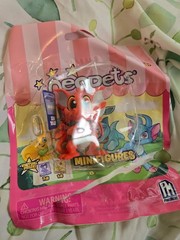 Neopets Phatmojo UCC Mini Figure Red Draik Figure With Code