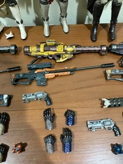 3A/ThreeA Destiny 1/6 Hunter (Chatterwhite/Autumn Splenor/Goldspiral Shader) Set