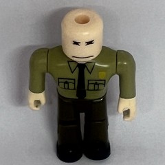 Roblox Neighborhood of Robloxia Sheriff 3″ Action Figure Series 2 (NO CODE) A1
