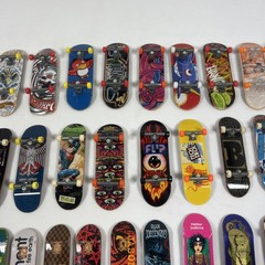 Tech Deck & Hot Wheels Fingerboards Lot of 33 Boards Vintage & Modern!