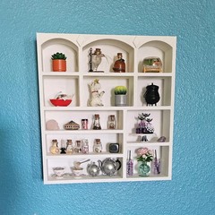 Miniature Wall/Tabletop White Display Shelf MiniVerse, MiniBrand, Trinkets 1:6