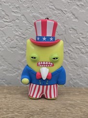 LE Fuggler 250 Years Of Fuggtastic USA Common UNCLE FUGG 3″ Bag Clip (READ)