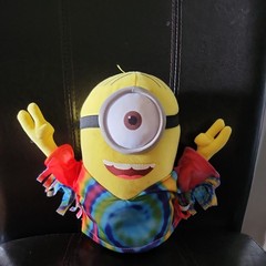 Despicable Me Stuart Hippie Plush Stuffed 9″
