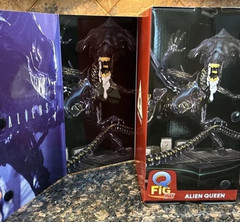 Quantum Mechanix (QMx) Aliens Q-Fig Max Elite- ALIEAN QUEEN Figure New In Stock
