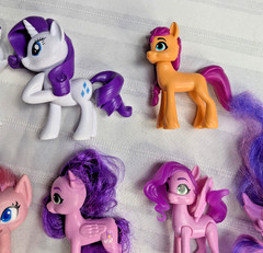 My Little Pony Figures Mix Lot of 17 Brushable Molded Various Sizes MLP