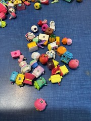 Shopkins Large Lot Figures Food Dolls Furniture 500 + Mixed Years Generations