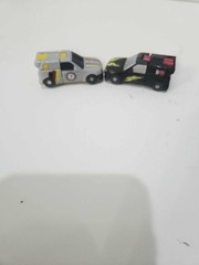 Transformers Armada MiniCon DIRTBOSS Race Team Skyboom Shield & Road Assult