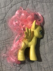 My Little Pony G4 Fluttershy Brushable Toy Figure Hasbro 3″ Tall 2010