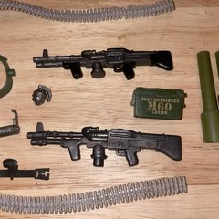 1980’s Coleco Vintage RAMBO Weapons Guns Accessories Parts LOT