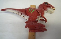 T-Rex Red Roaring Walking Light Up Dinosaur Battery Operated Zuru 12x7x3″