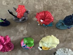 Lot of 10 DreamWorks Trolls World Tour Mini Figures