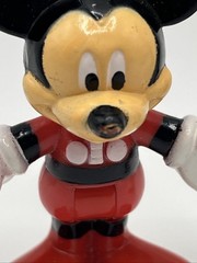 DISNEY GOOFY RACE CAR DRIVER PVC FIGURE/2010 Disney MM Race Cake Topper