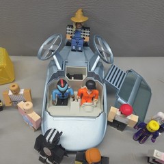 Roblox Mini Figures Lot With Vehicle R0BL0X Action Toys