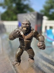 Lot Of 2 Legendary King Kong Action Figures Roars And Mouth Moves