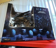 Aliens Xenomorph Alien Queen Ultra Deluxe Quarter Scale Action Figure