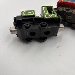 Thomas the Train Die Cast Metal Train Lot Of 12 Magnetic Railroad Cars