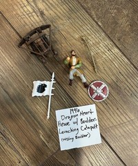 Lot of 30 Hasbro Dragon Heart Toy Figurines & Accessories 1996 Bowen Kara Hewe +