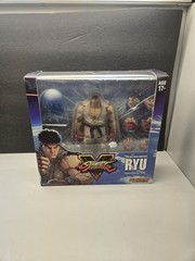 Storm Collectibles Street Fighter V THE DESTINED WARRIOR RYU