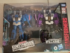Transformers War for Cybertron Earthrise Skywarp and Thundercracker NEW SEALED