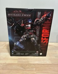 Threezero Optimus Prime Cybertron Mode Transformers Bumblebee DLX Action Figure