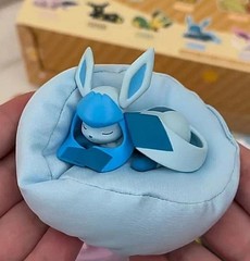 TOPTOY Eevee Sleeping Position Series Blind Box Figure Toy Set of 9 Gift New