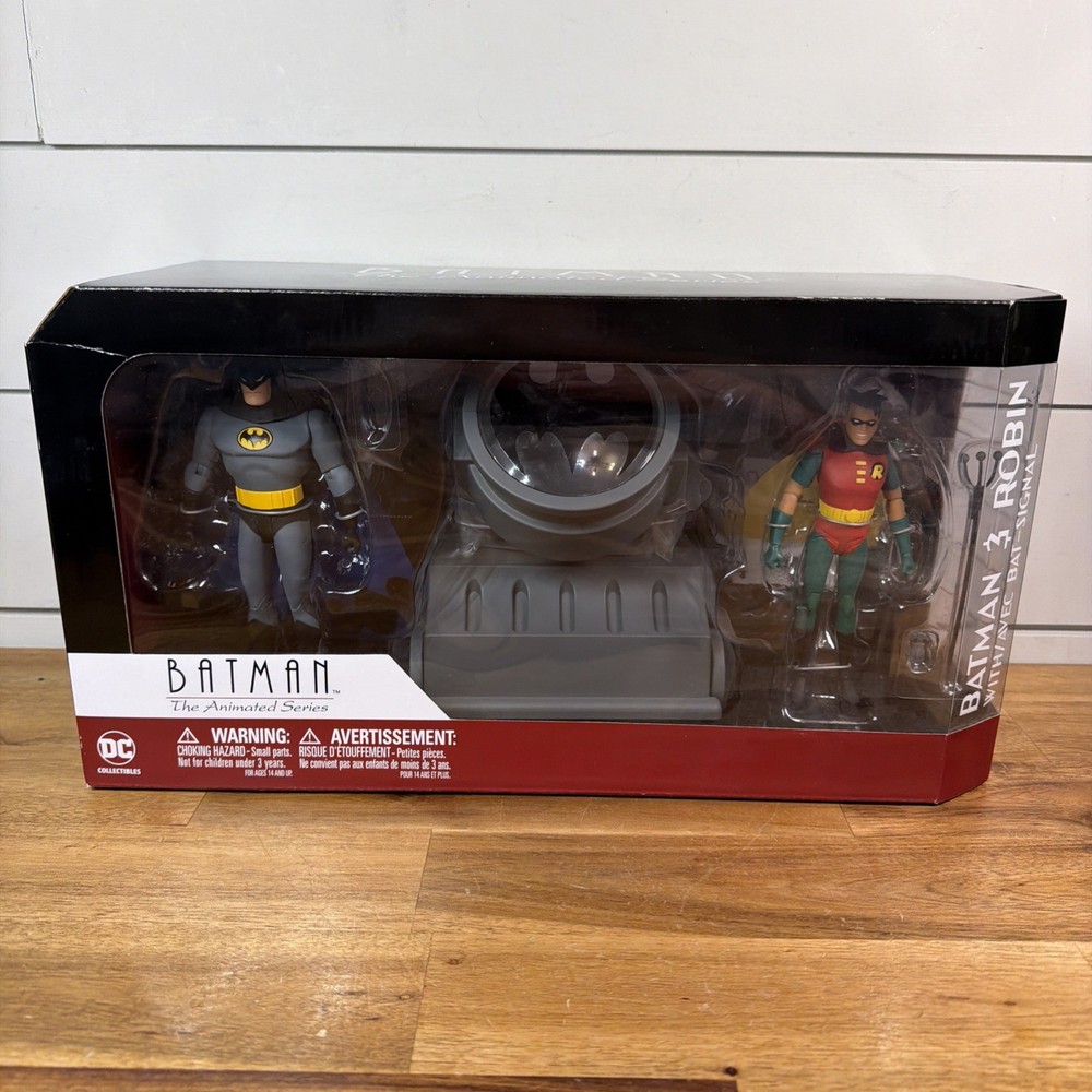 DC Collectibles Batman Animated Series Batman & Robin Bat Signal Set Ships Fast!