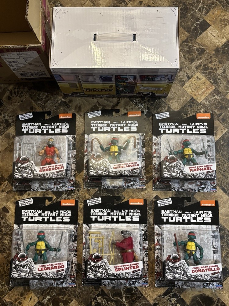 Teenage Mutant Ninja Turtles Comic Book Collection 6 Figures W/ Original Box
