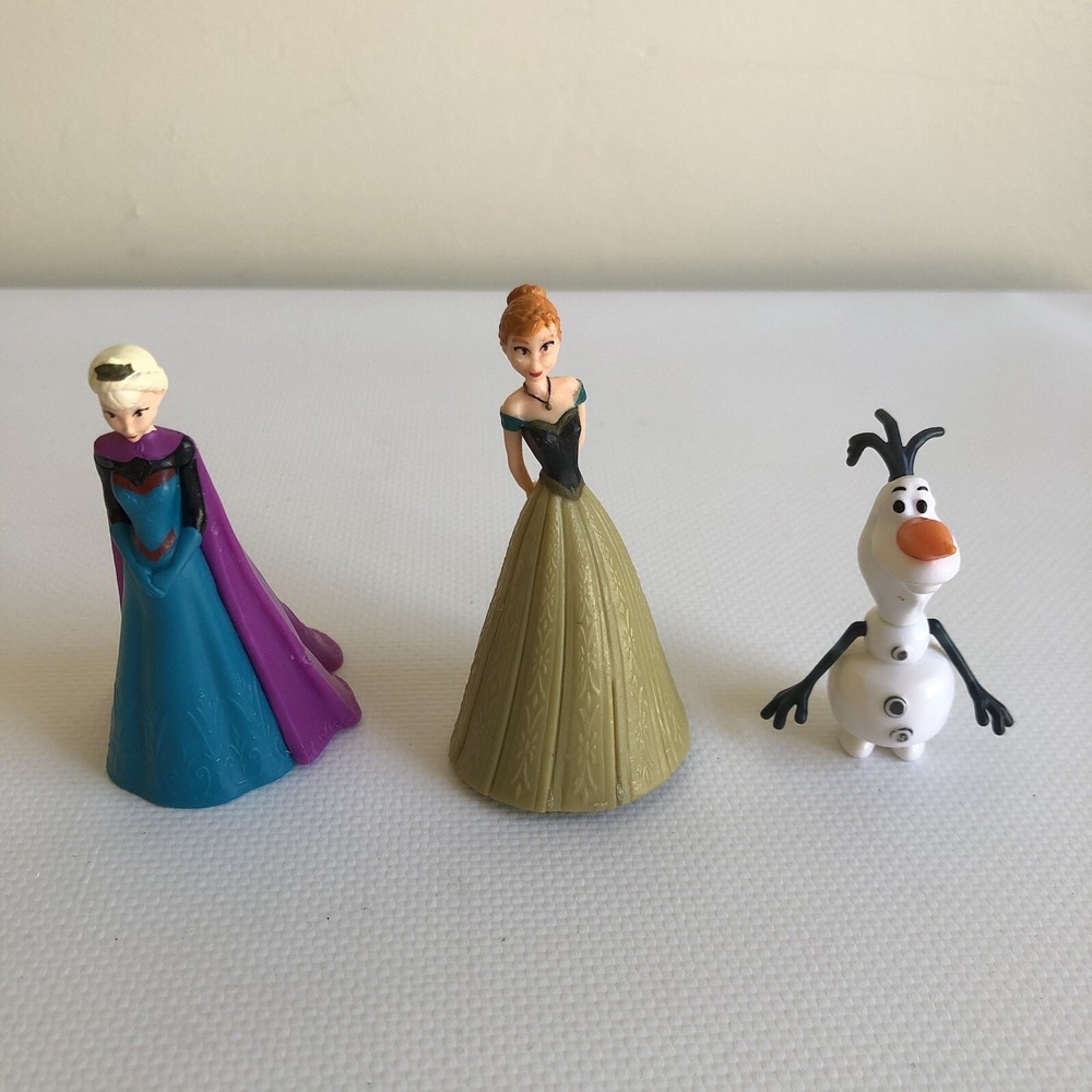 DISNEY FROZEN DOLLS ACTION FIGURES LOT 2”-3″