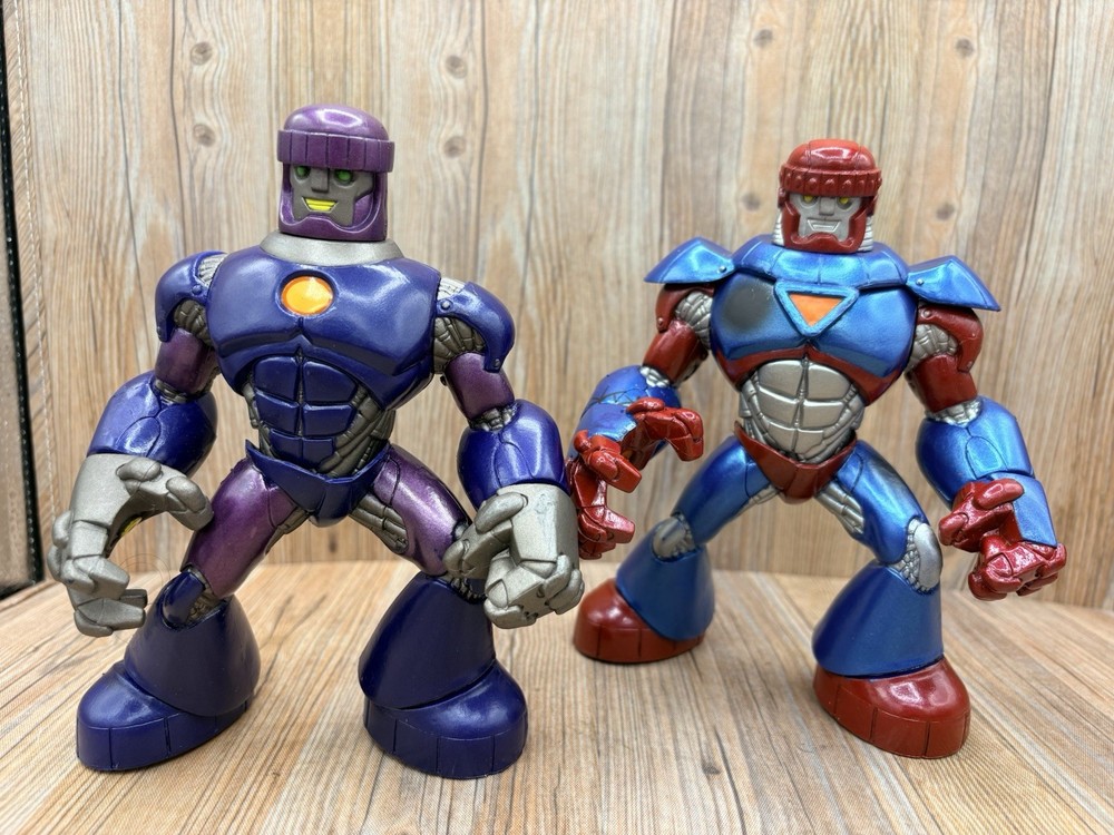 Marvel Super Hero Squad Sentinels Set Of 2 Figures Hasbro Blue Purple