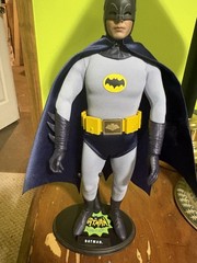 Hot Toys Batman 1966 Classic TV Adam West MMS218