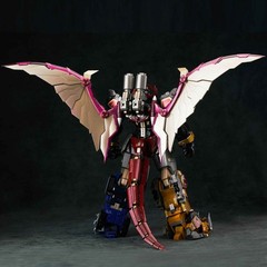 Mighty Morphin Power Rangers Megazord die cast action figure Transformable toy