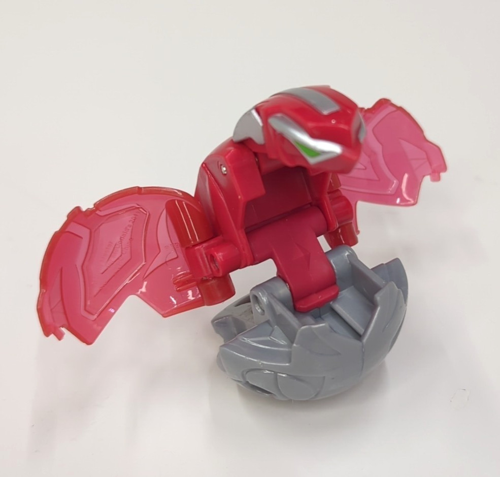 Bakugan Mechtanium Surge Mcdonalds Pyrus Titanium Dragonoid 1000G