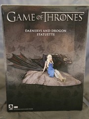 Dark Horse Game of Thrones Daenerys & Drogon Sculpture Statue Gentle Giant