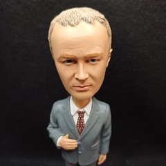 THE OFFICE CREED BRATTON NBC UNIVERSAL LIMITED EDITION RESIN BOBBLE HEAD