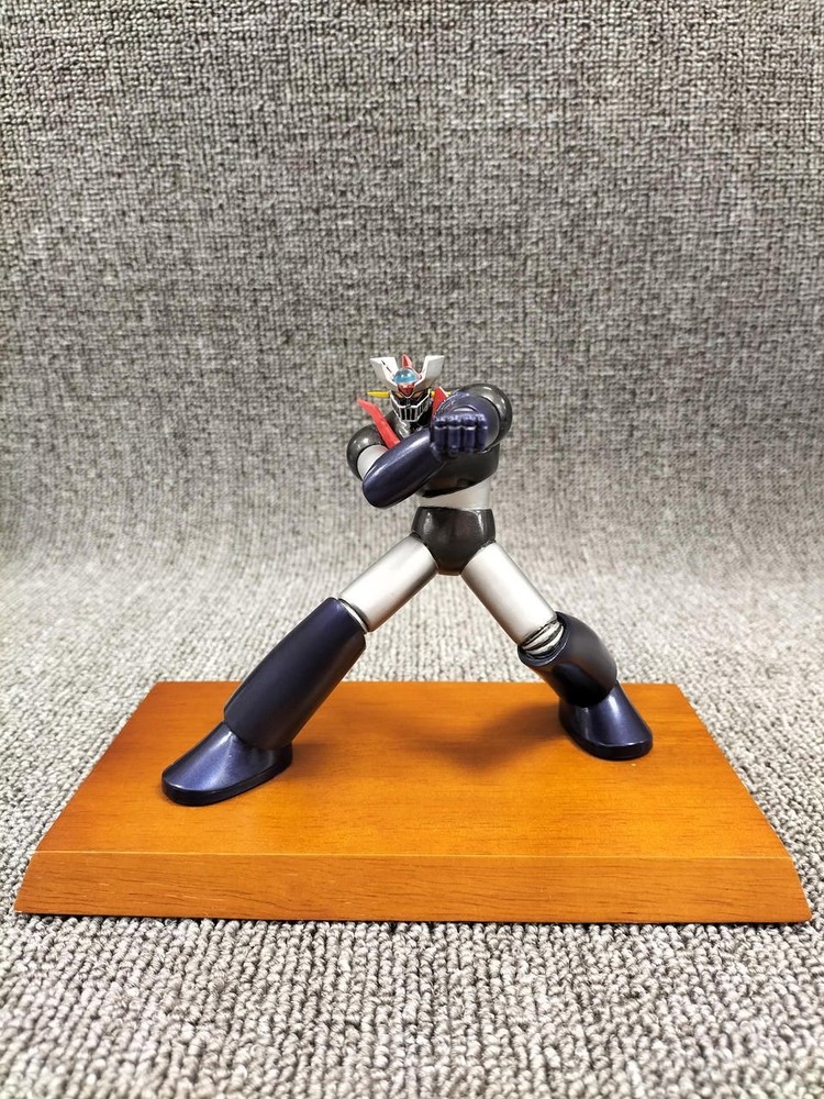 KAIYODO Mazinger Z Hitoshi Sakusu Super Robot Cold Cast Painted Statue Used