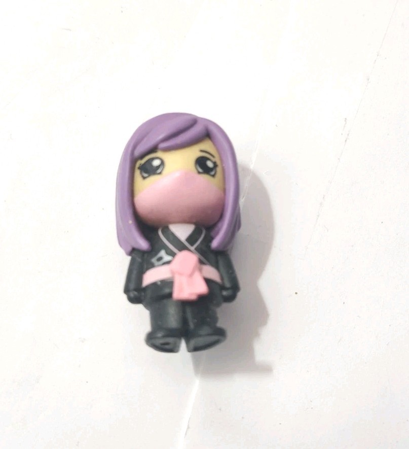 RYAN’S WORLD TOUR MYSTERY MICRO FIGURES SHADOW NINJA MOM MOMMY 2″ FIGURE Ty5