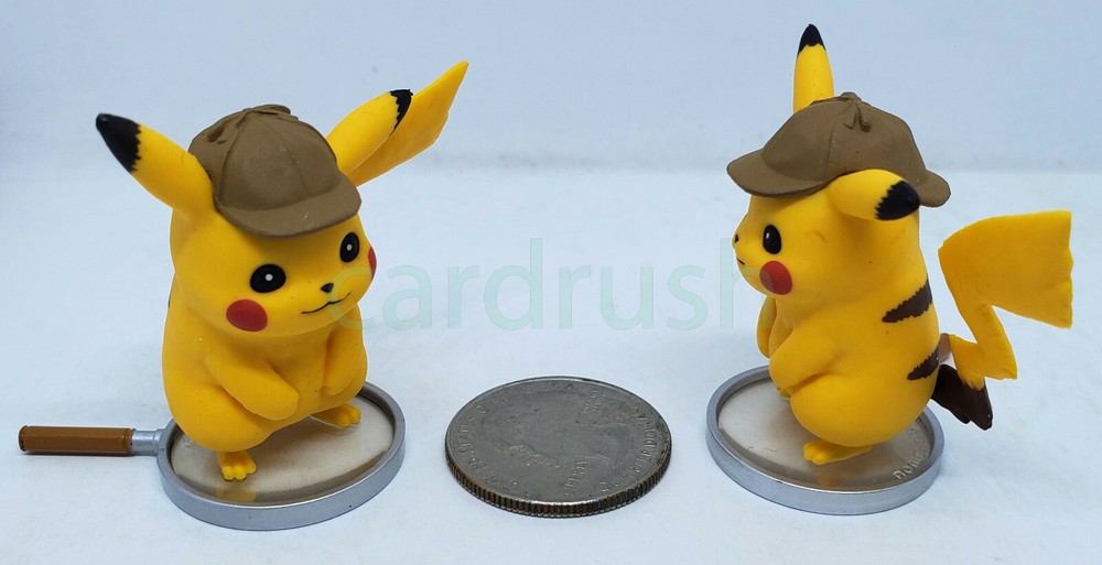 POKEMON OFFICIALLY LICENSED COLLECTIBLE 1.5″ DETECTIVE PIKACHU ON CASE FIGURE