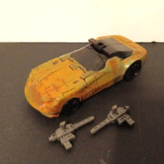 SPARKLESS BOT Transformers WFC Netflix Siege Kingdom Deluxe Class COMPLETE