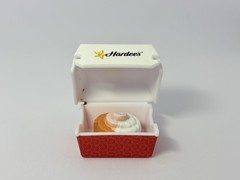 Zuru Mini Brands Foodie Fast Food Takeout Lot Of 8 Carl’s Jr/Hardees