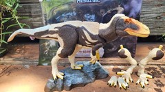Beasts Of The Mesozoic 1/18th scale Yutyrannus huali