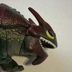 DreamWorks Dragons Defenders Of Berk Skull Crusher Rumblehorn Figure 2013