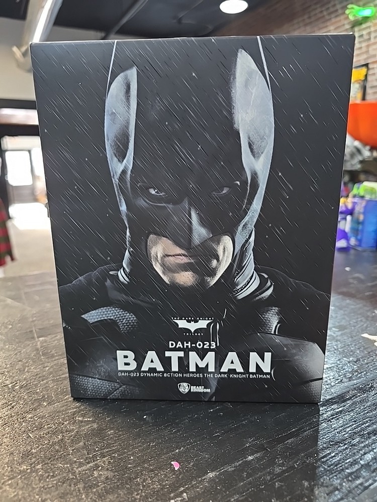 Beast Kingdom 1/9 Dark Knight Batman Action Figure DAH-023 In Stock