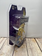Jazwares Fortnite Peely Solo Mode Boxed Action Figure with Banana Accessory 2019