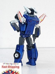 New G1 Autobot Transformation Star Toy ST-02 NOT MP 25 Warrior Tracks 6.3″ USA