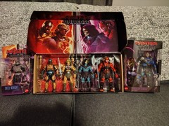 Mattel MOTU Chronicles Boxed Figure Set Skel-Knight Trap Jaw Sword, 6 Figures