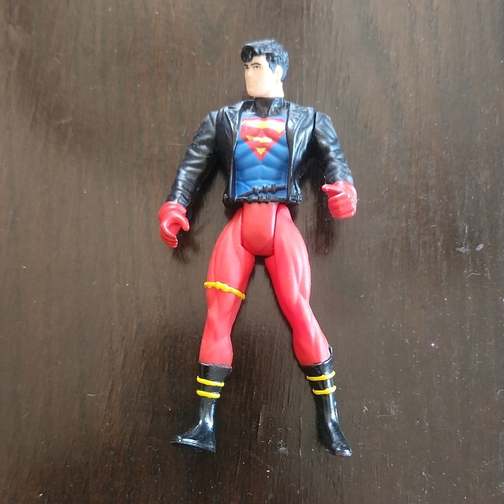 DC Comics Superboy Superman Franchise Plastic Action Figure Red Black Yellow