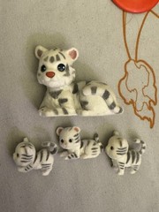 Puppy in my Pocket Jungle WHITE TIGER Figure + 3 Babies 2007 MEG