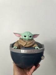 Star Wars Grogu (The Child) Plastic Figure w/ Floating Pram Pod Green Beige