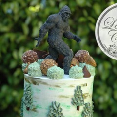 2X For Bigfoot Statue Soild Animals Durable Table Decor Decoration Gift Xmas USA